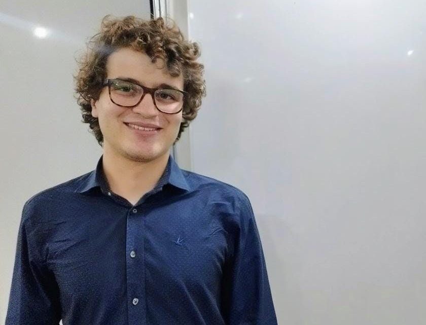 Aluno da Escola Politécnica é destaque em evento do Instituto Nacional de Tecnologia com pesquisa sobre nanotubos e resistência à corrosão